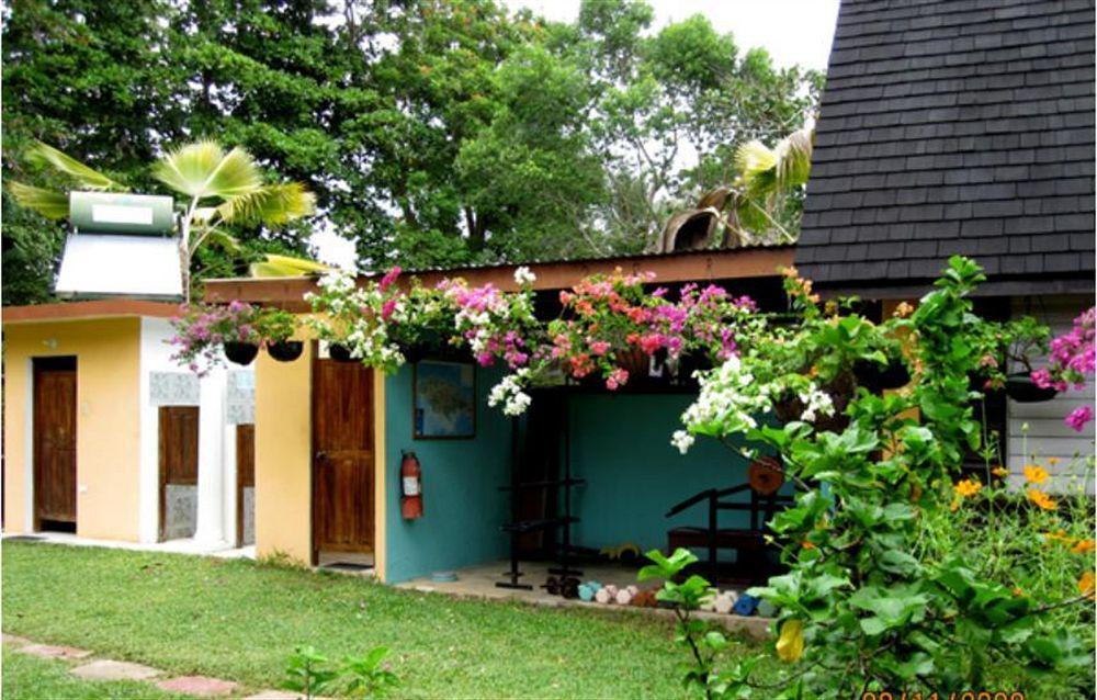 Secret Cabins At Firefly Beach Cottage Negril Exterior photo