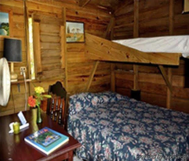Secret Cabins At Firefly Beach Cottage Negril Exterior photo